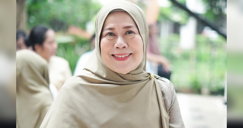 Satu Mata Tak Berfungsi, Dewi Yull Tetap Tegar