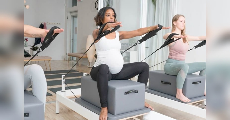 Bukan Sekadar Olahraga, Ini Alasan Pilates Disukai Ibu Hamil