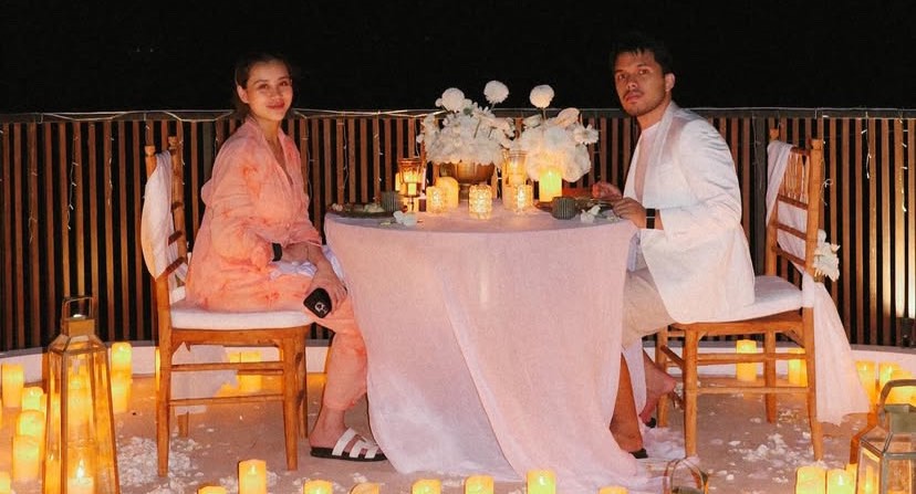 Rayakan Anniversary, Thariq-Aaliyah Makan Malam Romantis