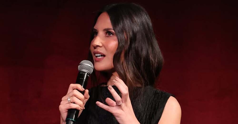 Olivia Munn Idap Gangguan Mental, Sering Cabuti Bulu Mata