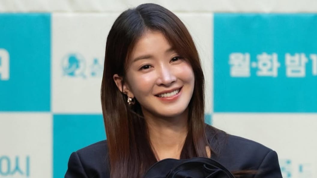 Aktris Lee Si Young Hamil ke Dua dari Mantan Suami