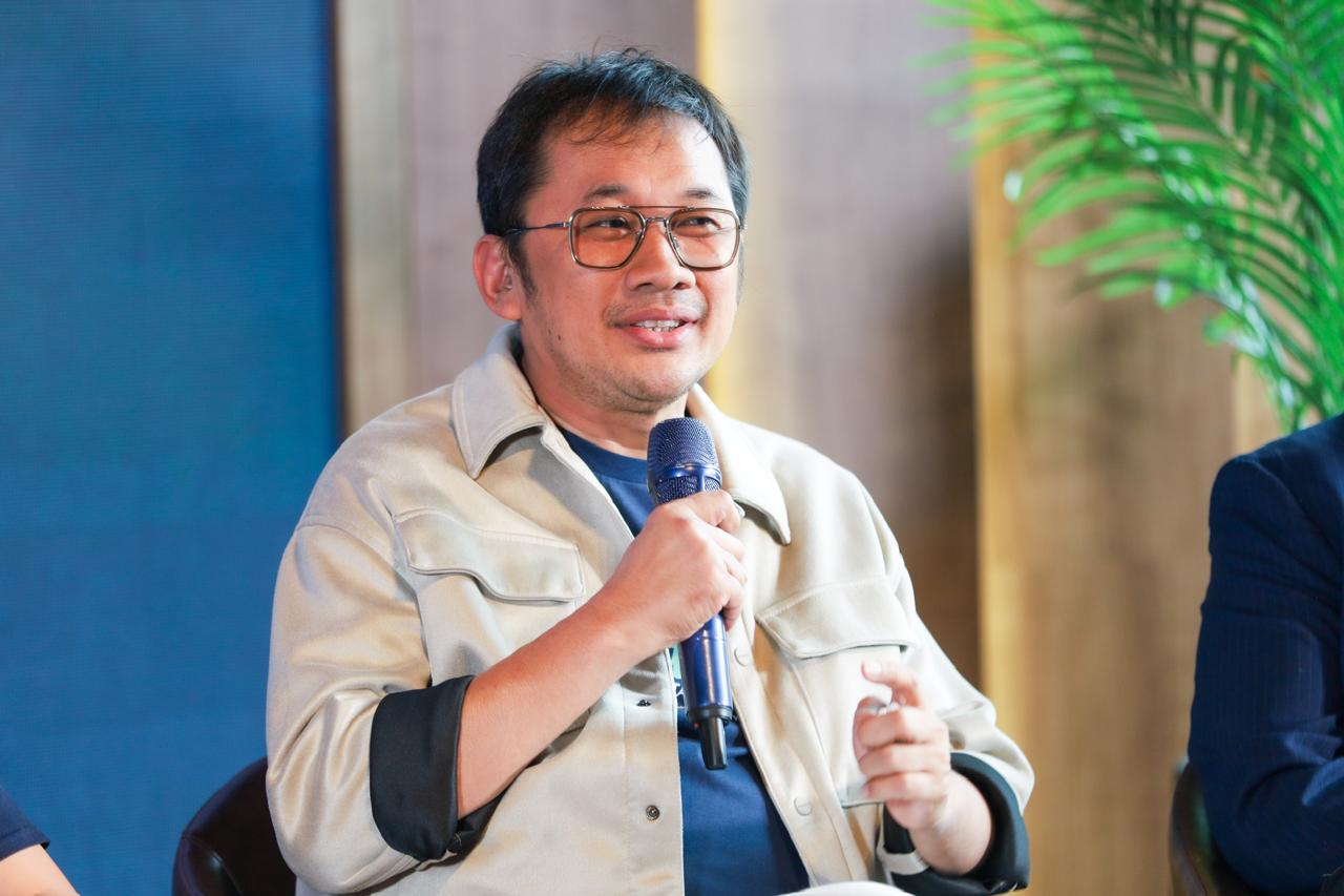 Hanung Bramantyo: Ost ‘Segalanya’ Bukan Pelengkap, Tapi Jiwa Film ‘La Tahzan’