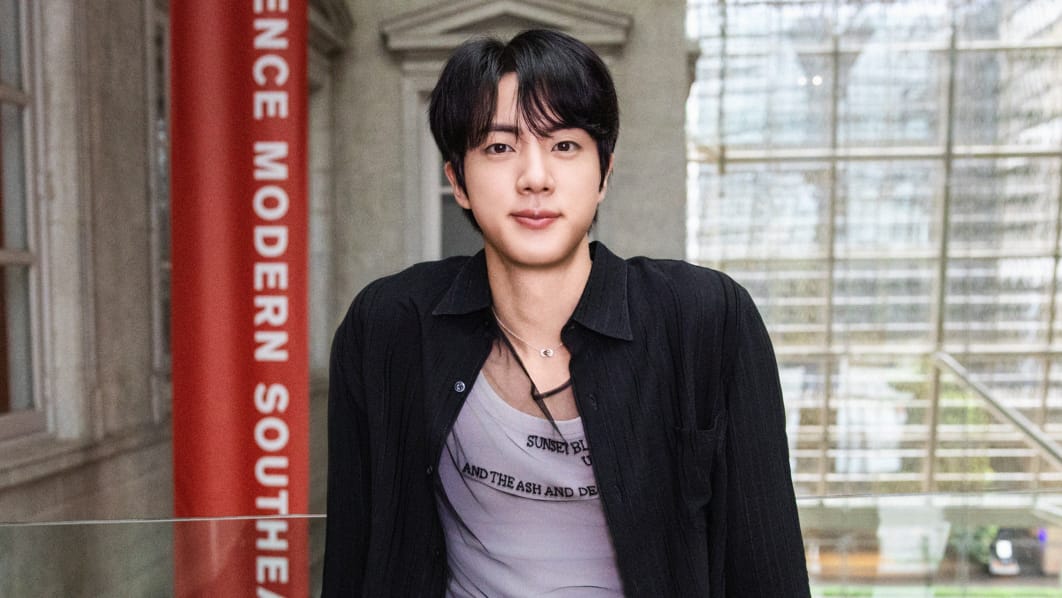 Karir Gemilang Jin BTS 2025, Album Laris hingga Banjir Endorsement 