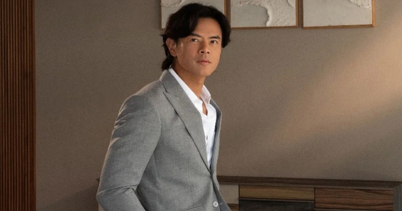 Dion Wiyoko Adakan Pameran Foto di Film ‘Sore Istri dari Masa Depan’