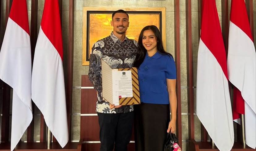 Lepaskan Kewarganegaraan Belanda, Suami Jessica Iskandar Resmi WNI