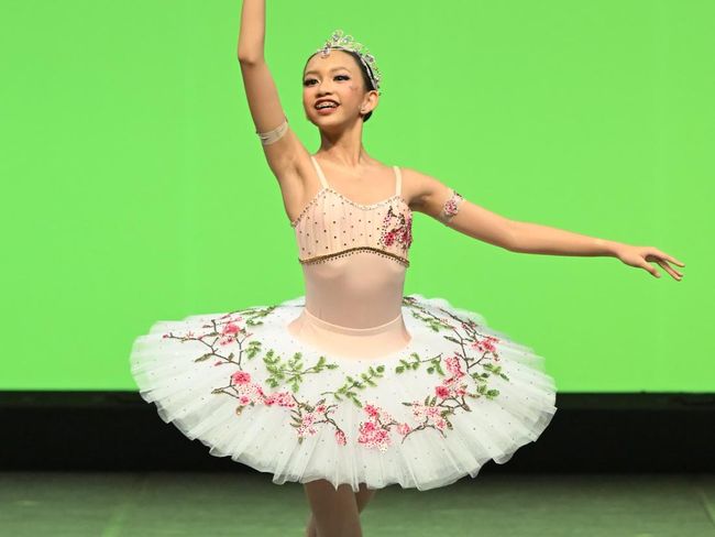 Wilujeng Arimbi Yuwono, Penari Cilik Bekasi Jadi Juara Balet Dunia