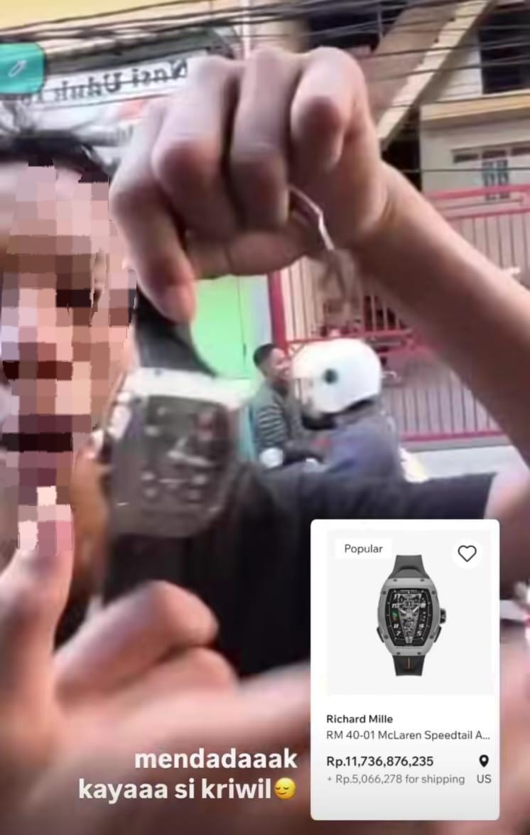 Jam tangan mewah milik Ahmad Sahroni. Foto: Dok. X @PolJokesID