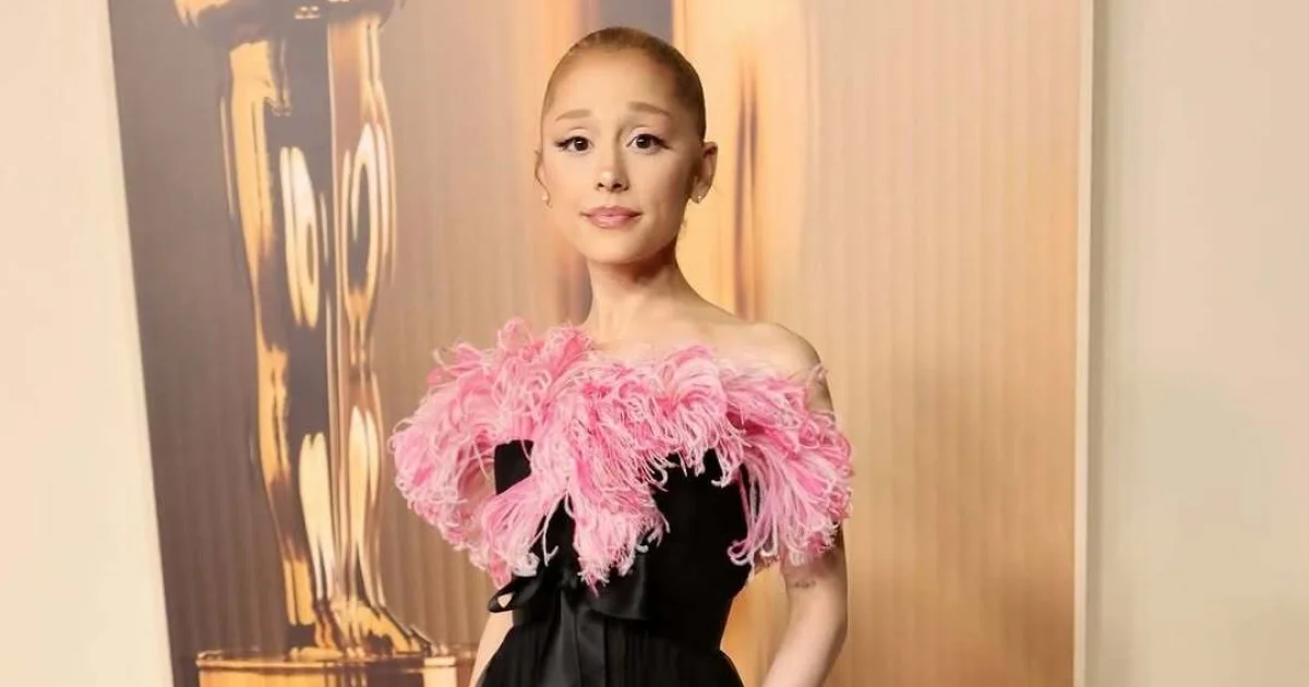 Unggahan Terbaru Ariana Grande di Instagram, Picu Rumor Tur Dunia