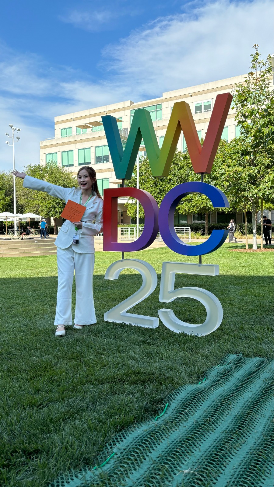 Sherly menghadiri acara WWDC. Foto: Dok. Padnya/Nyata