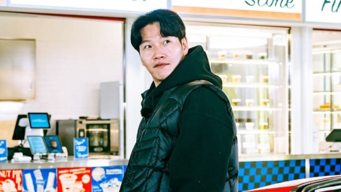 Perjalanan Karir Kim Jong Kook, Penyanyi Lagu ‘Loveable’ yang Viral di TikTok