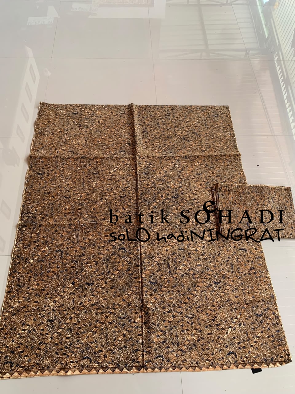Karya — batik-tulis 40
