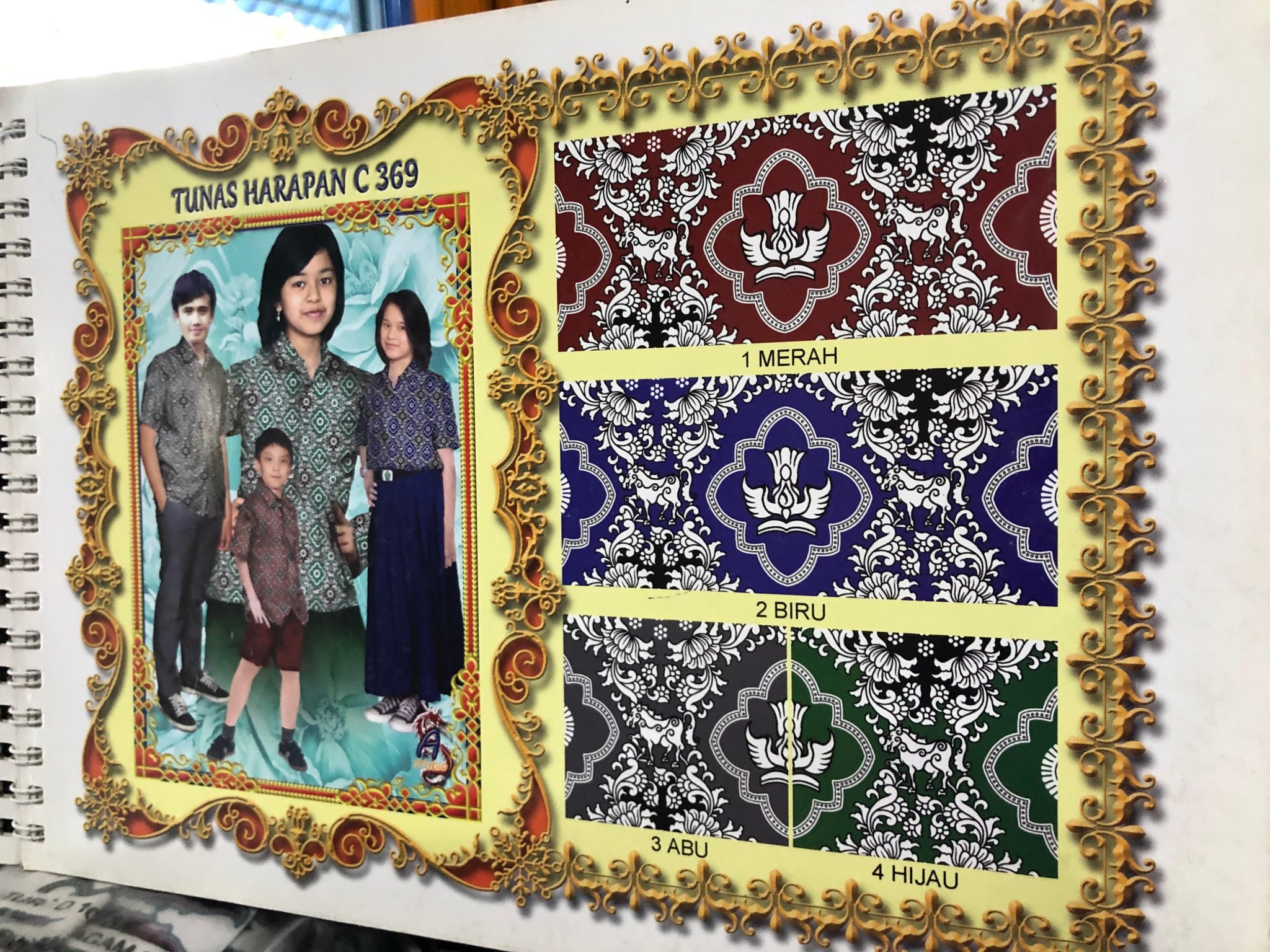 Karya — seragam-sekolah 09