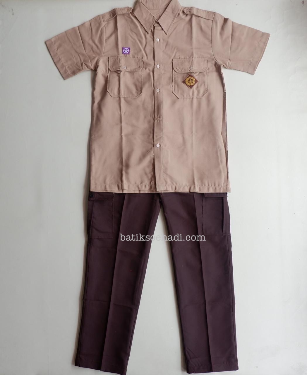 Batik Sunatan: Busana untuk Khitanan