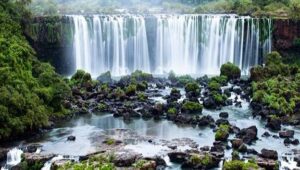 3 Air Terjun Terbaik Pilihan di Indonesia Yang Harus Anda Kunjungi 1 3 Air Terjun Terbaik Pilihan di Indonesia Yang Harus Anda Kunjungi