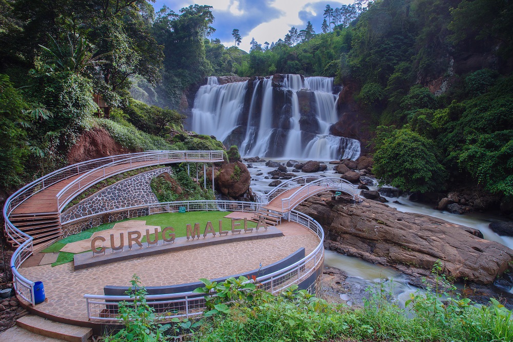 Curug Malela Suguhkan Pemandangan Indah Untuk Temani Liburan Anda