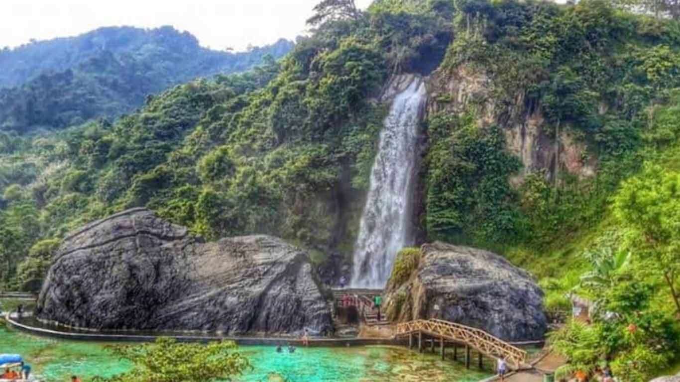 Curug Leuwi Hejo Destinasi Wisata Favorite Msyarakat Bogor 2021