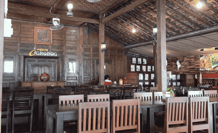 Ayam Ingkung Grobog