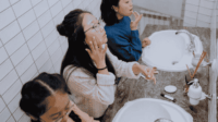 10 Rekomendasi Skincare untuk Kulit Kering dan Kusam yang Bikin Wajah Cerah dan Sehat
