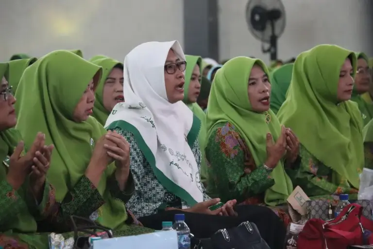 Muslimat NU Blora Ditegaskan Jadi Tiang Negara, Bupati Arief: Majunya Blora Karena Ibu-ibu Semua