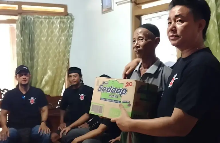 Yakuza Farm Sumbang Sembako dan Uang Tunai untuk Korban Insiden Demonstrasi di Pati