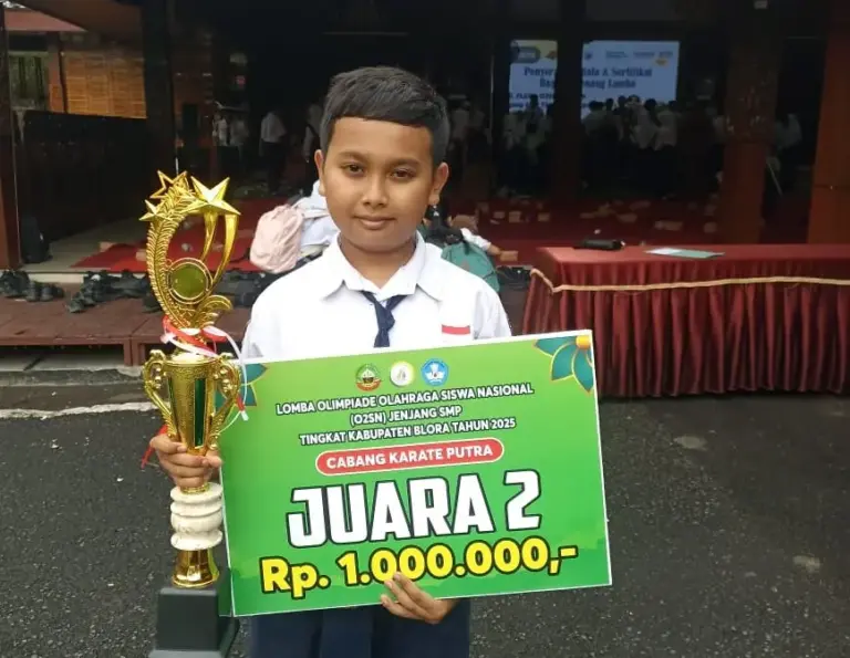 Ukiran Sejarah di O2SN Karate Blora: Siswa MTsN Blora Pecah Dominasi Sekolah Umum