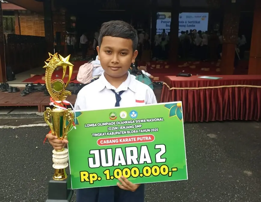 Ukiran Sejarah di O2SN Karate Blora: Siswa MTsN Blora Pecah Dominasi Sekolah Umum
