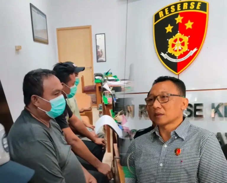 Polresta Pati Bekuk Tiga Tersangka Perusak Warung Rica-rica di Jakenan Akibat Tersinggung Pelayanan