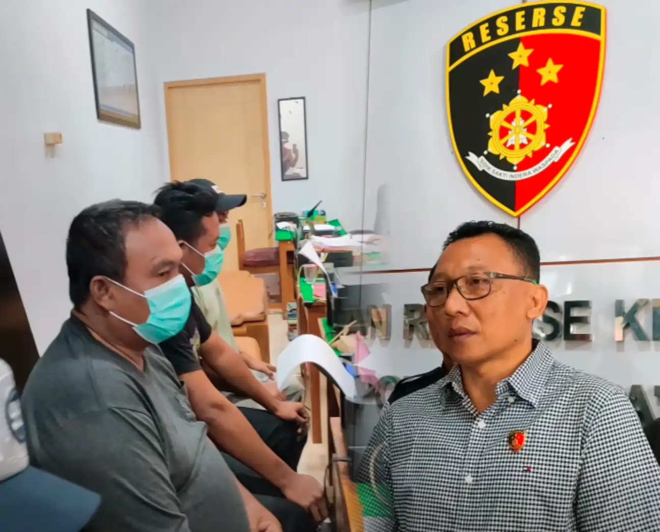 Polresta Pati Bekuk Tiga Tersangka Perusak Warung Rica-rica di Jakenan Akibat Tersinggung Pelayanan