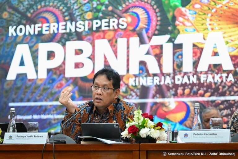 Tahan Gempuran Komoditas Global Menkeu Purbaya Paparkan Apbn Tetap Surplus Rp18 Triliun
