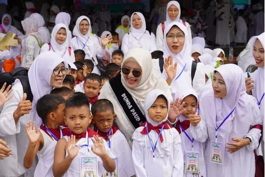 1.200 Anak PAUD Pati Antusias Ikuti Peragaan Manasik Haji di Pendopo Kabupaten