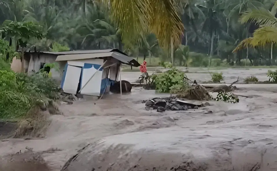 Lahar Dingin Gunung Semeru Hantam Lumajang, Sejumlah Warga Sempat Terjebak