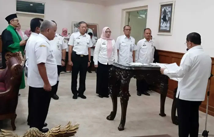 Luky Pratugas Narimo Jabat Kepala Dinkes Pati, Bupati: Manajerial Lebih Utama