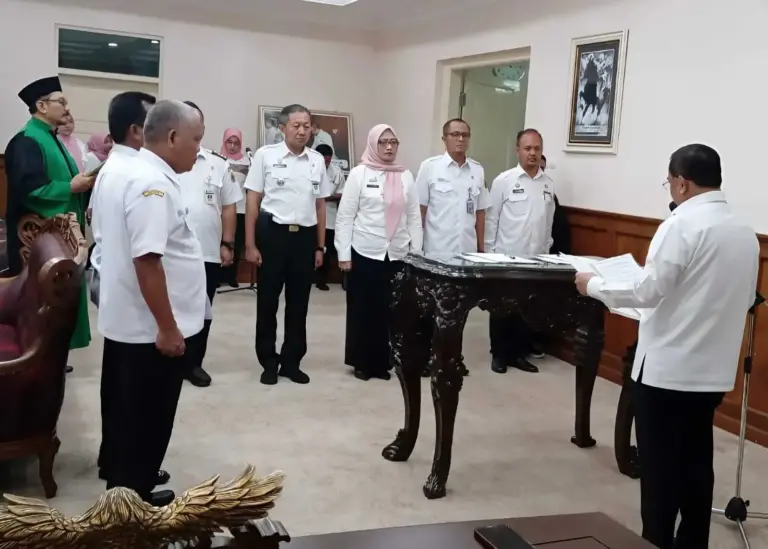 Luky Pratugas Narimo Jabat Kepala Dinkes Pati, Bupati: Manajerial Lebih Utama