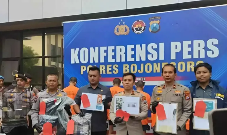 Operasi Sikat 2025 Ringkus Komplotan Pembobol ATM dan Toko Emas