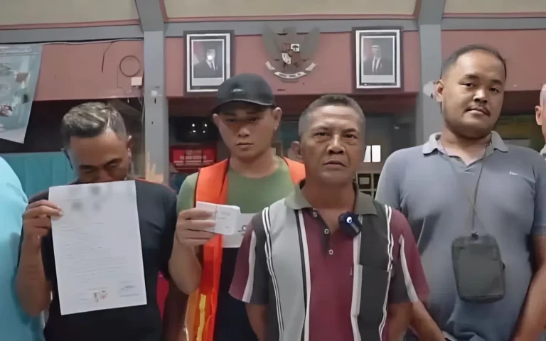 Viral! 4 Jukir Liar Jlu Lamongan Tobat Di Balai Desa