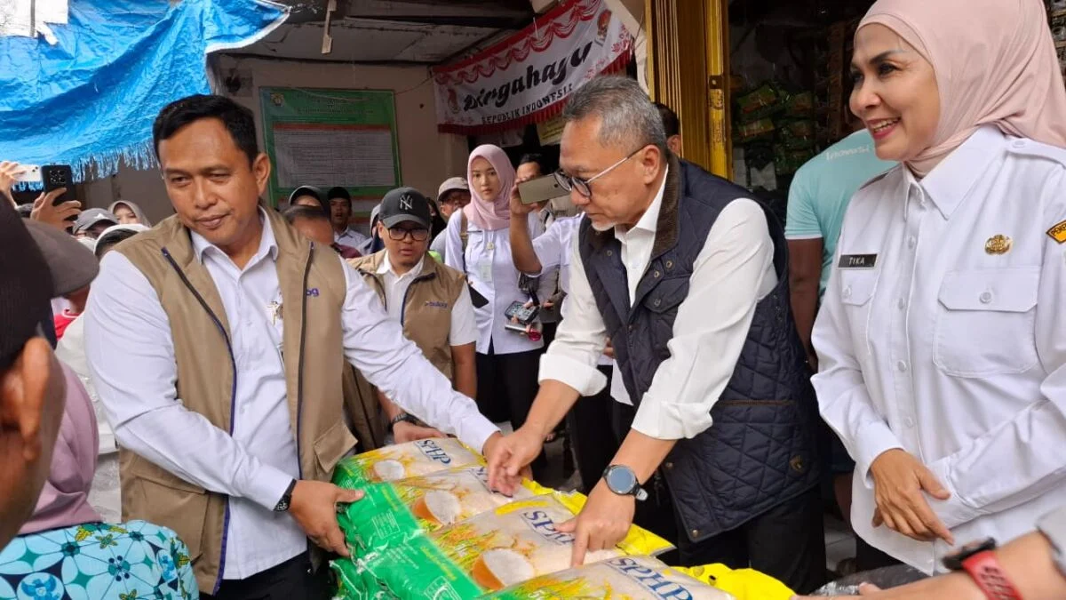 Ilustrasi berita: Cek Pasar Kendal, Menko Zulhas: Harga Stabil, Daging Rp125 Ribu - Sawila.id