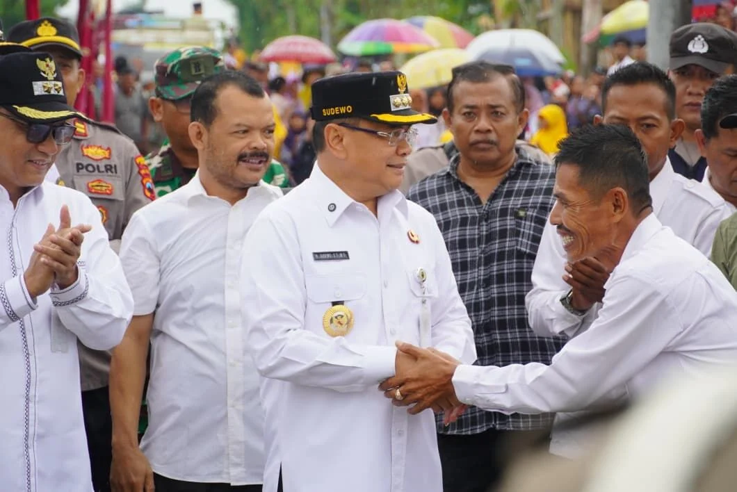 Ilustrasi berita: Kado Akhir Tahun: Sudewo Resmikan Jalan Tembus Pati-Blora di Jaken - Sawila.id