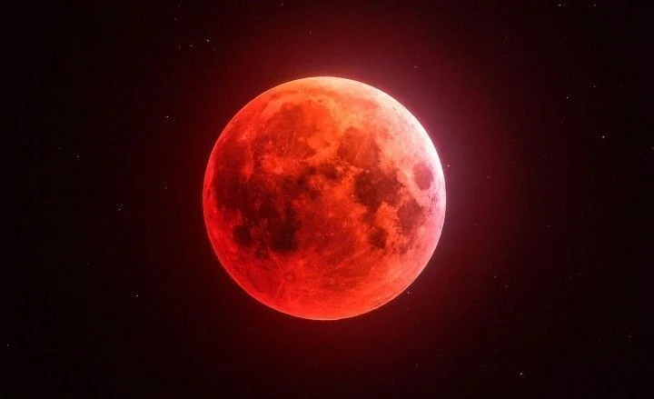 Fenomena Langit Ramadan 2026 Ada Gerhana Matahari dan Bulan Total