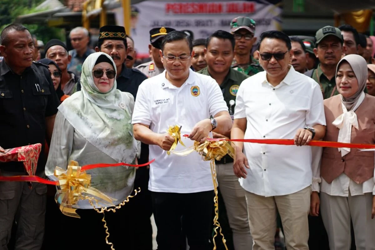 Ilustrasi berita: Kejar Tayang, Bupati Pati Resmikan Proyek Strategis di Hari Minggu - Sawila.id