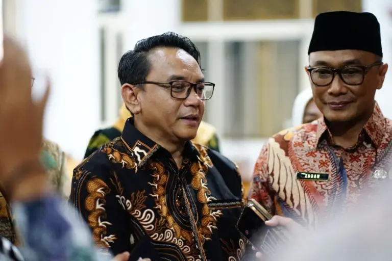 Plt Bupati Chandra Launching Manajemen Talenta ASN di Gala Dinner Korpri Pati