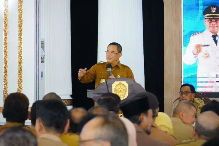 Tugas Mahaberat Sudewo: Genjot Pembangunan di Tengah Cengkeraman Defisit