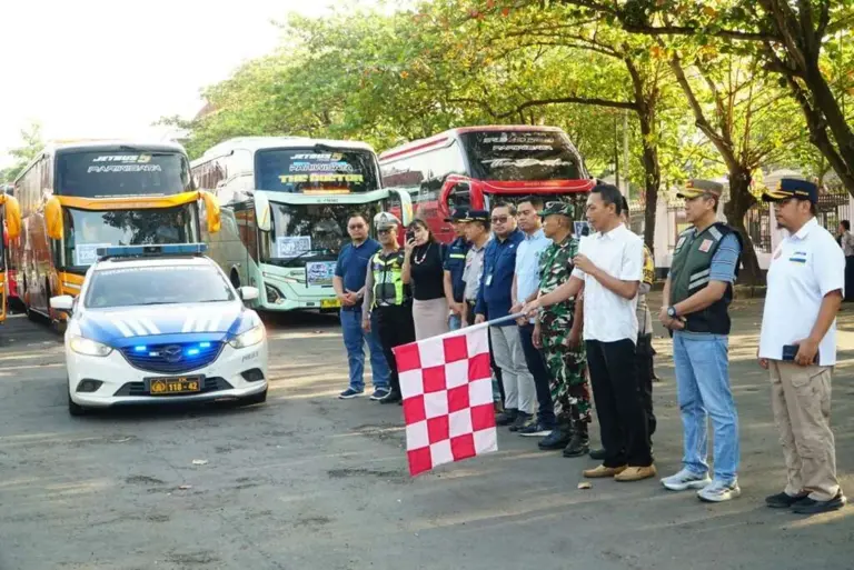 Pj Sekda Pati Lepas Mudik Gratis 2026, Pastikan 16 Bus Layak Jalan