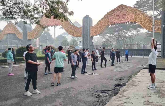 Pererat Kebersamaan, Manajemen BRI Region 6 Gelar Jogging Bersama di Kawasan TMII