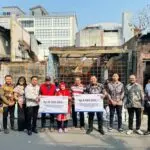 BRI Branch Office Otista dan BRINS Serahkan Simbolis Klaim Asuransi kepada Nasabah Terdampak Kebakaran.jpg