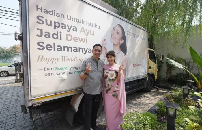 Dianggap Suami Idaman, Regi Datau Terbang Lintas Negara demi Kejutan Anniversary untuk Ayu Dewi