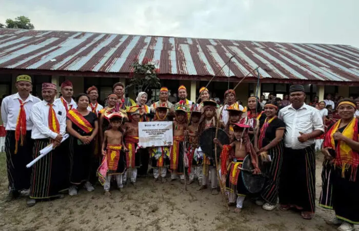 Kolaborasi TJSL Antar-BUMN, SUCOFINDO Dorong Pemerataan Pendidikan melalui Program Literasi Negeri di Nusa Tenggara Timur
