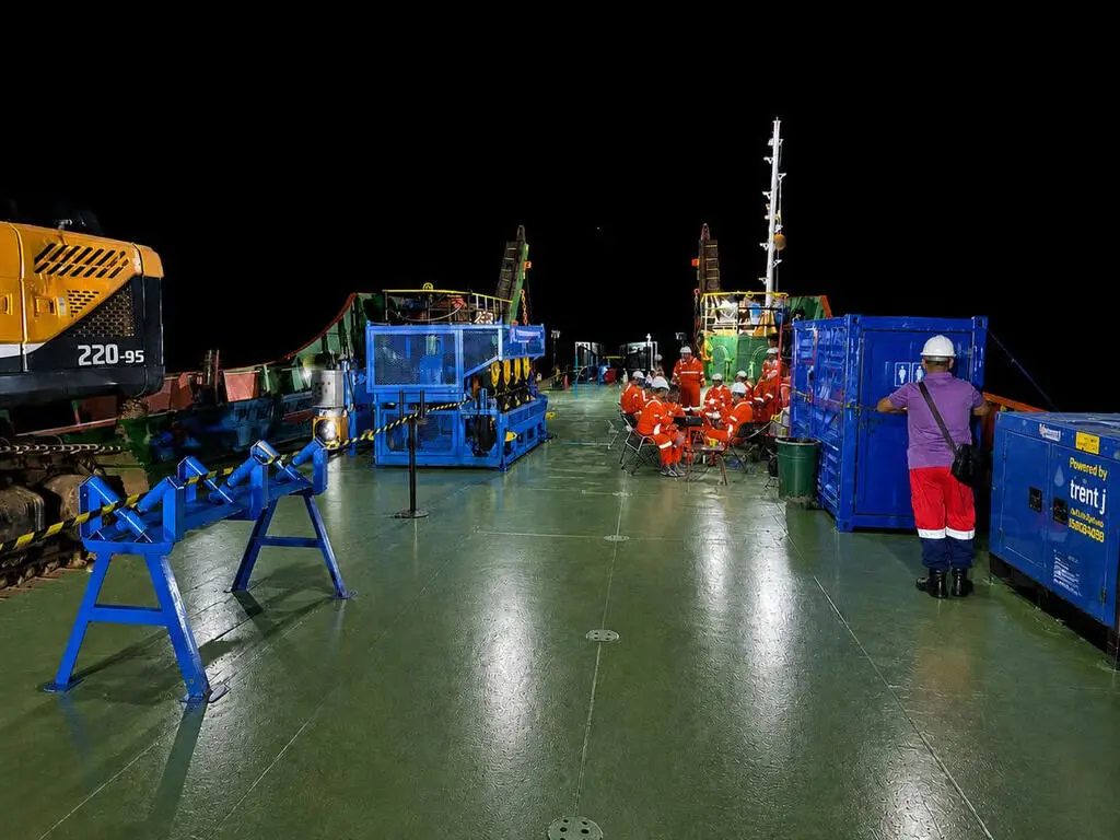 PT Nica Globalmarin Indonesia Dukung Backbone Digital Regional Lewat Proyek Kabel Laut RISING 8.jpg