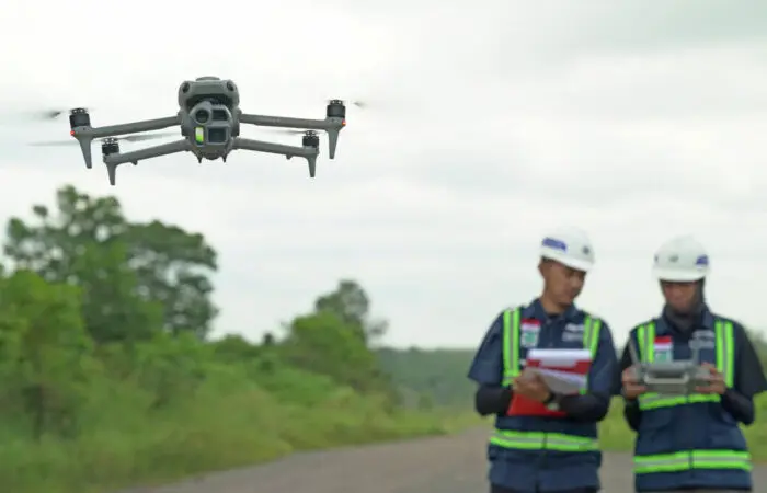 Drone DJI Matrice 4E untuk Survei dan Pemetaan Presisi