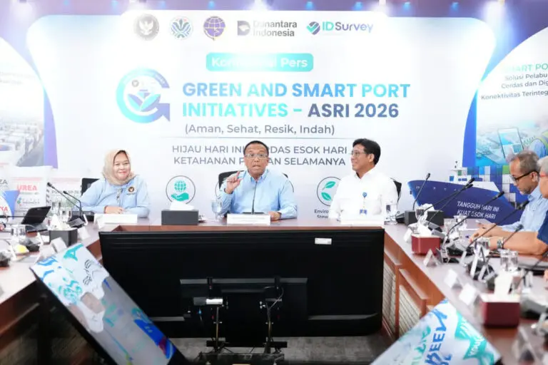 Kemenko Bidang Pangan dan IDSurvey Akselerasi Program Green and Smart Port Demi Perkuat Efektivitas Logistik Pangan dalam Mendorong Terwujudnya Ketahanan Pangan Nasional.jpg