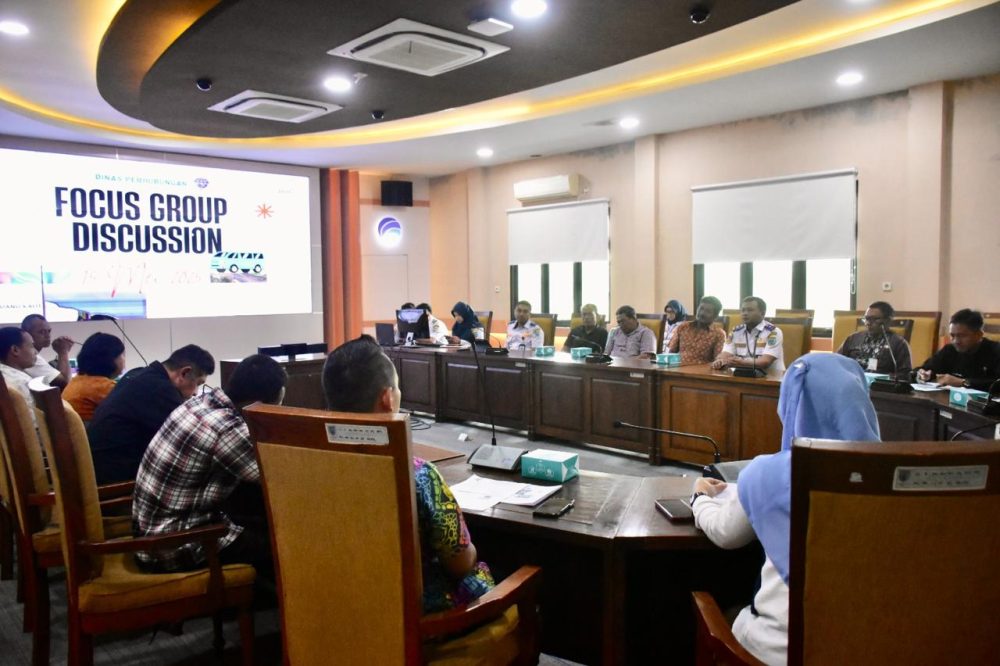 Setda Saltiga Pemkot Salatiga Jembatani Polemik antara Pengusaha Angkot dan Regulasi ...